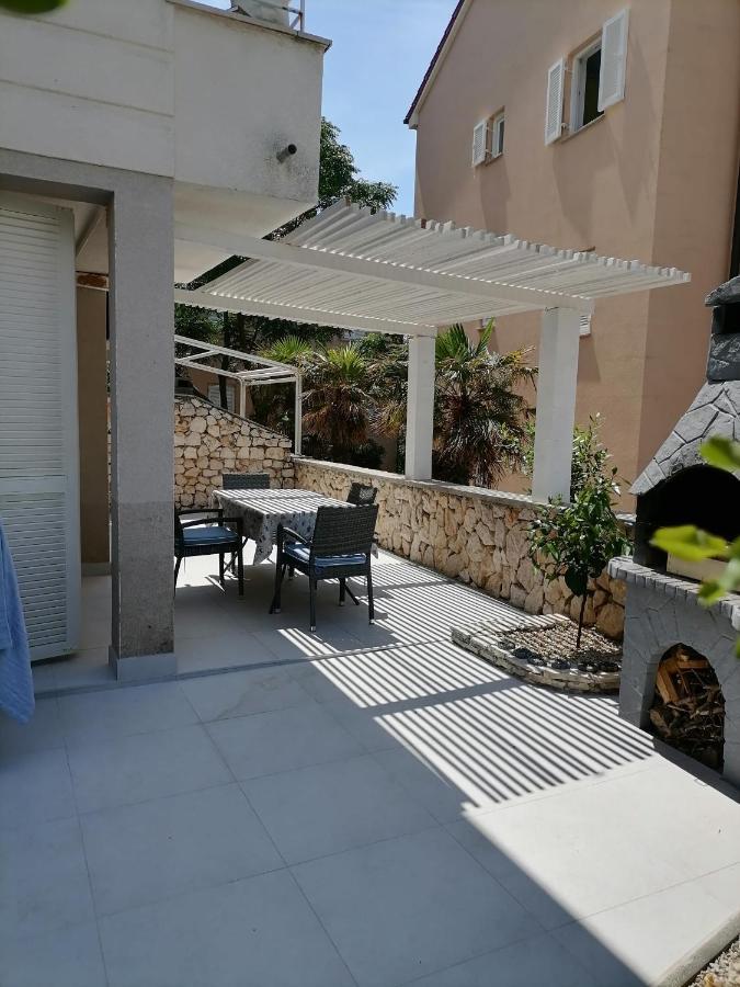 Apartment Nano-Maris Novalja Exterior foto