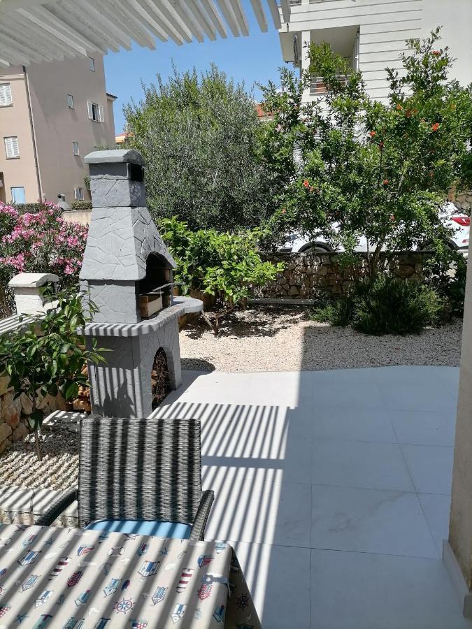 Apartment Nano-Maris Novalja Exterior foto